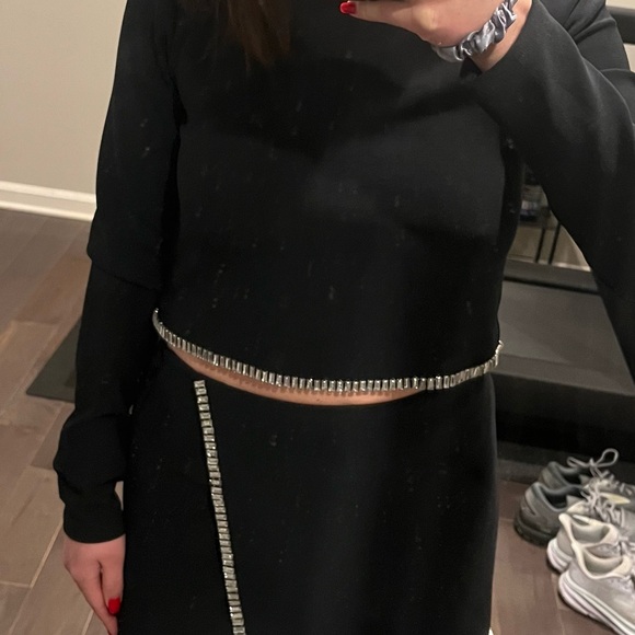 Elegant Black Skirt with Silver Accents - Picture 3 of 3